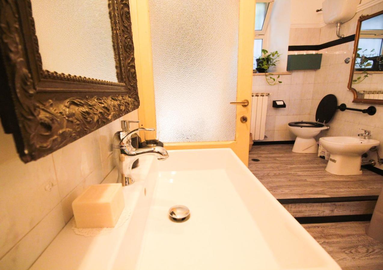 Apartment I Colori Di Nini A Trastevere *